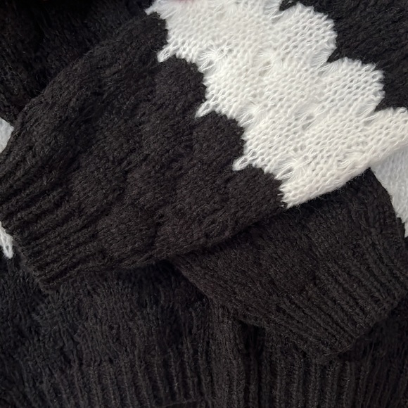 Color block sweater - Picture 4 of 5